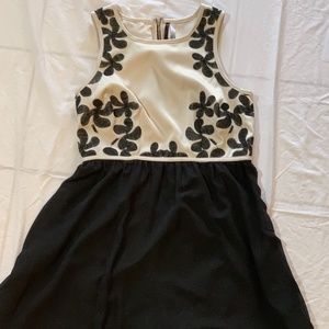 Kensie Floral Ivory Black Dress Sz L
